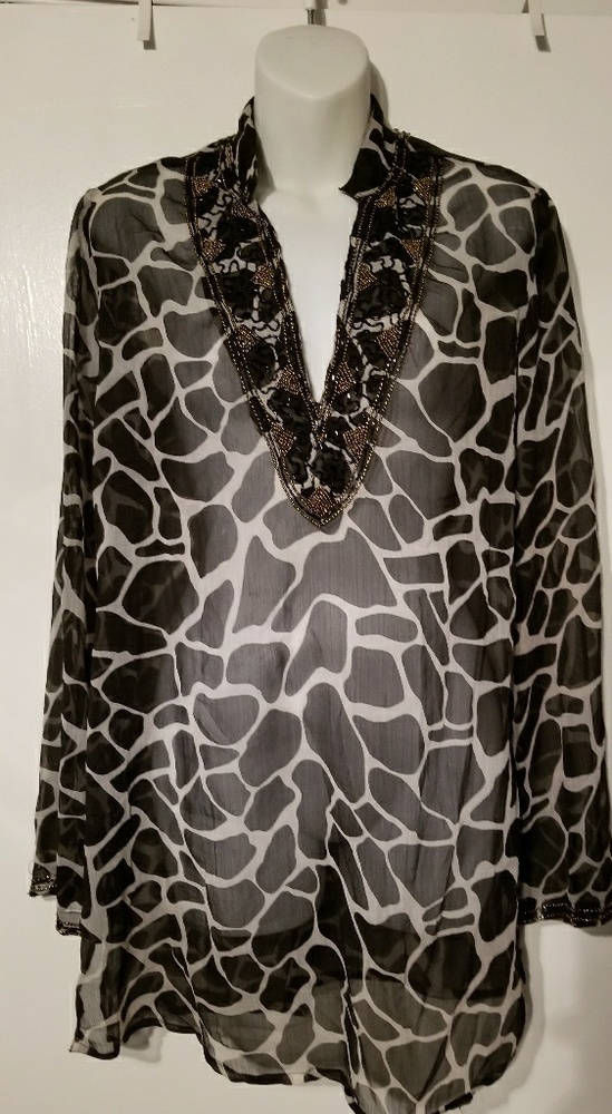 Avanzare Swimsuit Coverup